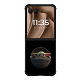 The Child Baby Yoda Motorola Moto RAZR Plus 2025 Case