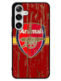 Arsenal Logo In The Wood Samsung Galaxy S25 5G Case